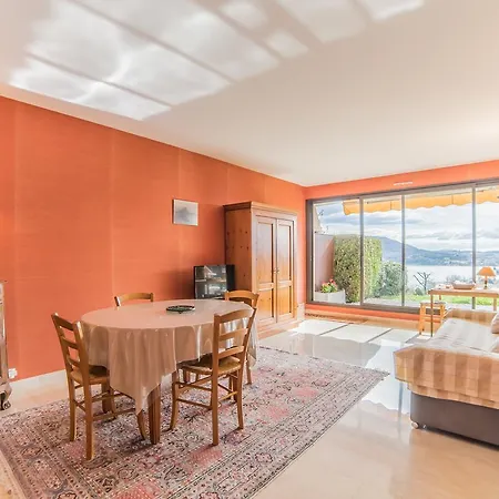 ***eden Parc T2 Vue Lac Avec Tennis Et Piscine * Annecy